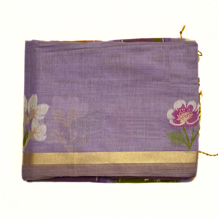 Silk cotton saree with Jamdhani floral weaving.