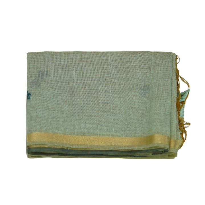 Cotton silk saree with jamdhani weaving on pallu and pleats.