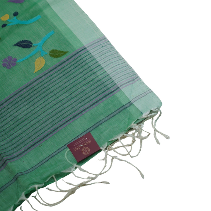 Bengal cotton saree with jamdhani weaving.