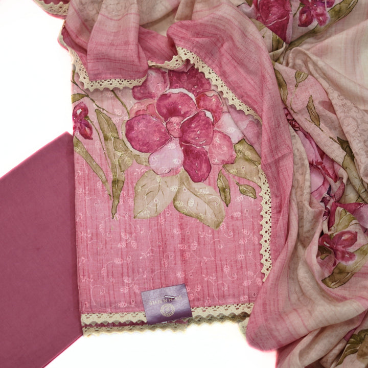 Hakkoba cotton printed salwar, with lace work dhupatta.
