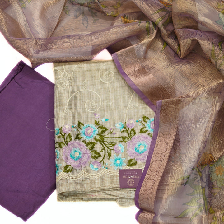 Tissue salwar with crushed tissue dhupatta with zari border.