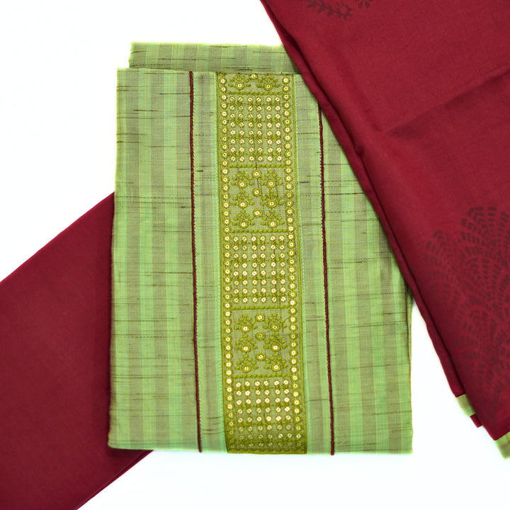 Cotton top with yoke, with cotton printed dhupatta.