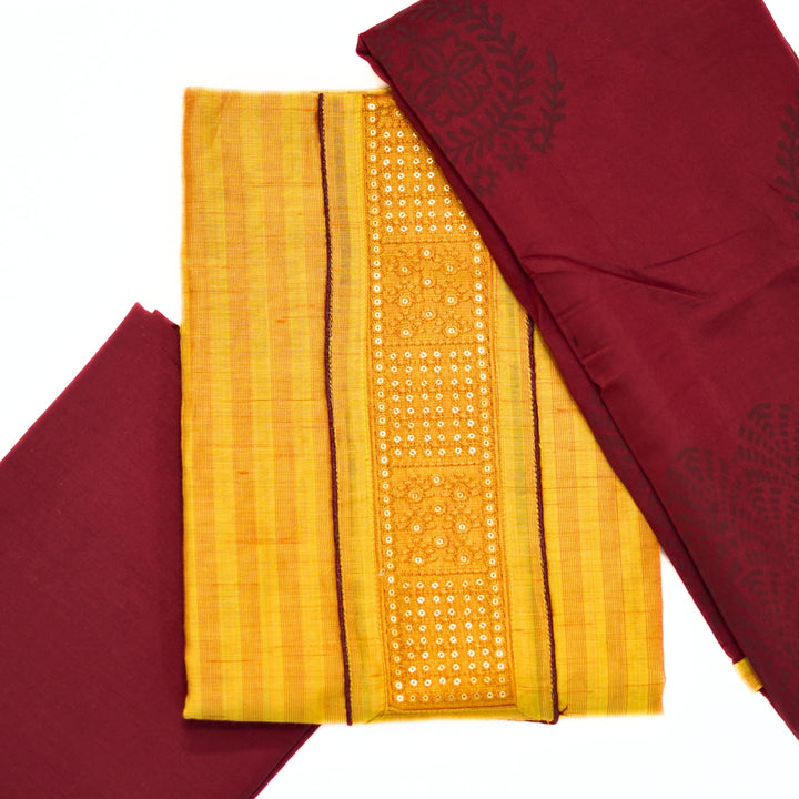 Cotton top with yoke, with cotton printed dhupatta.