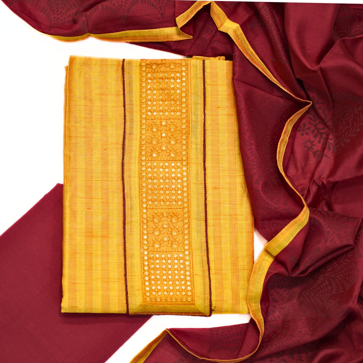 Cotton top with yoke, with cotton printed dhupatta.