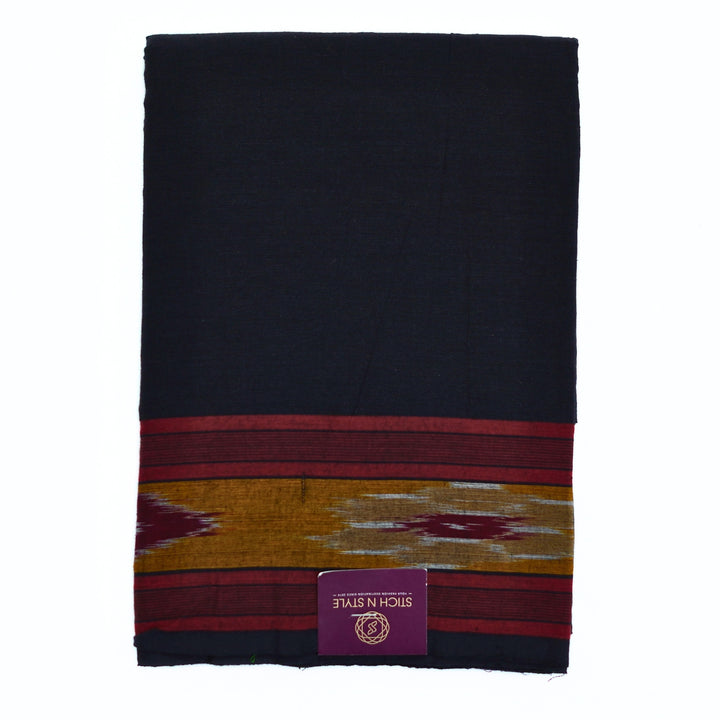 A Classic traditonal cotton Salwar top matched with a cotton bottom and cotton dhupatta.
