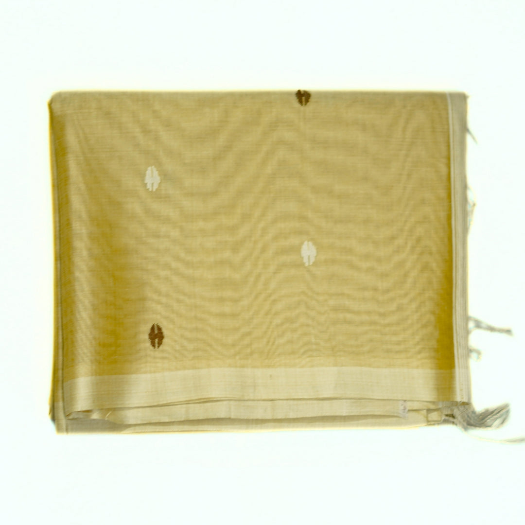 Pure bengal cotton saree with buttas all over, with rich pallu.