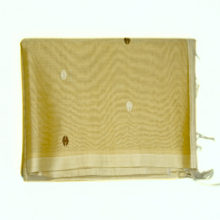Pure bengal cotton saree with buttas all over, with rich pallu.